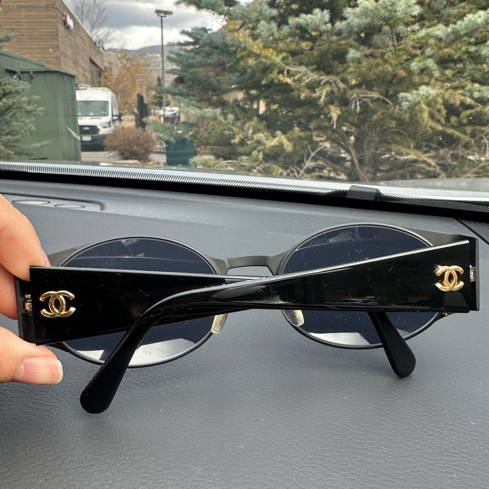 CHANEL vintage black oval sunglasses
